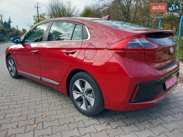 Червоний Хендай Ioniq, об'ємом двигуна 0 л та пробігом 53 тис. км за 14800 $, фото 4 на Automoto.ua