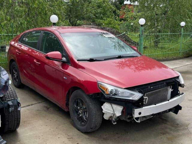 Червоний Хендай Ioniq, об'ємом двигуна 1.6 л та пробігом 120 тис. км за 8900 $, фото 6 на Automoto.ua
