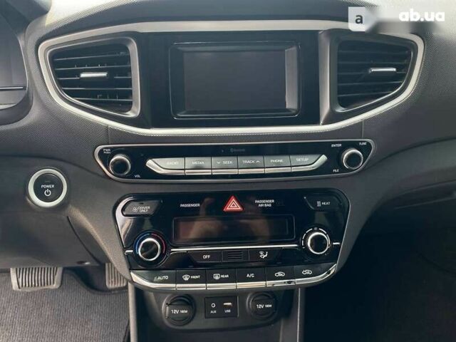 Хендай Ioniq, объемом двигателя 0 л и пробегом 103 тыс. км за 17000 $, фото 19 на Automoto.ua