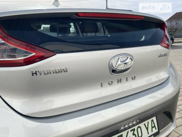 Хендай Ioniq, об'ємом двигуна 0 л та пробігом 64 тис. км за 15200 $, фото 6 на Automoto.ua