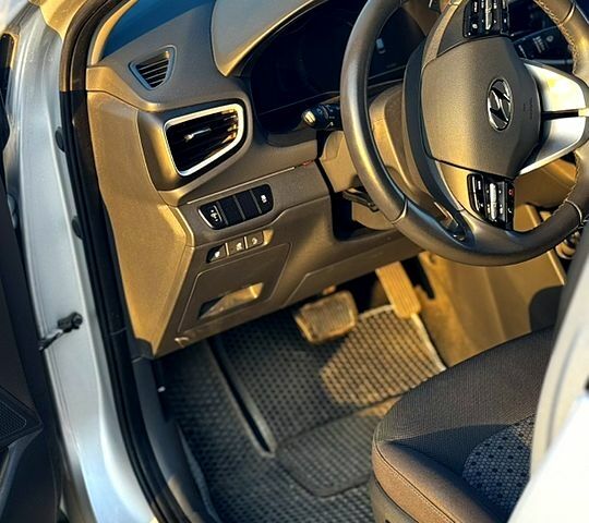 Хендай Ioniq, объемом двигателя 88 л и пробегом 160 тыс. км за 11500 $, фото 2 на Automoto.ua