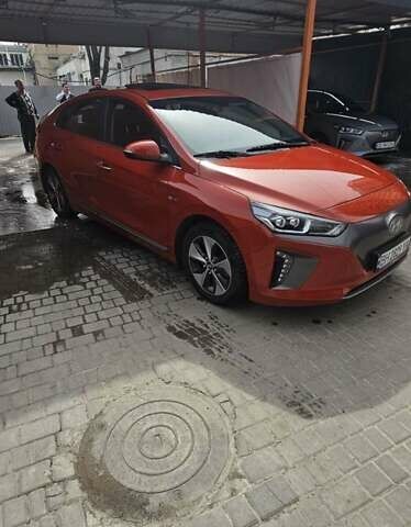 Хендай Ioniq, об'ємом двигуна 0 л та пробігом 74 тис. км за 15000 $, фото 1 на Automoto.ua