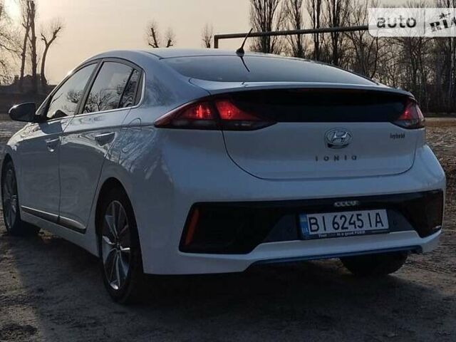 Хендай Ioniq, об'ємом двигуна 1.58 л та пробігом 26 тис. км за 15600 $, фото 10 на Automoto.ua