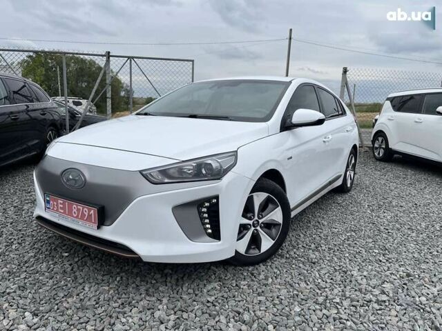 Хендай Ioniq, об'ємом двигуна 0 л та пробігом 96 тис. км за 12599 $, фото 2 на Automoto.ua