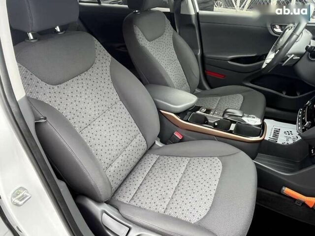 Хендай Ioniq, об'ємом двигуна 0 л та пробігом 96 тис. км за 12599 $, фото 15 на Automoto.ua