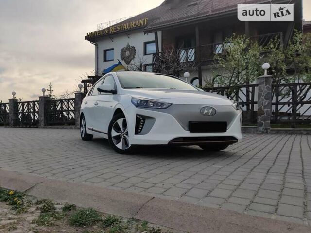 Хендай Ioniq, объемом двигателя 0 л и пробегом 62 тыс. км за 14445 $, фото 11 на Automoto.ua