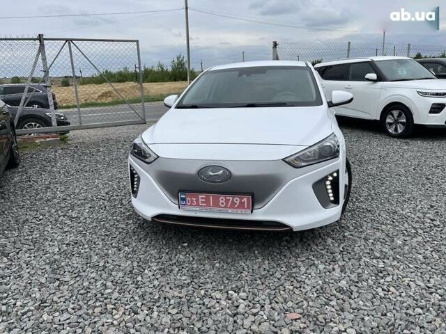 Хендай Ioniq, об'ємом двигуна 0 л та пробігом 96 тис. км за 12599 $, фото 1 на Automoto.ua
