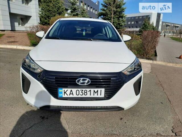 Хендай Ioniq, объемом двигателя 1.58 л и пробегом 169 тыс. км за 13500 $, фото 8 на Automoto.ua