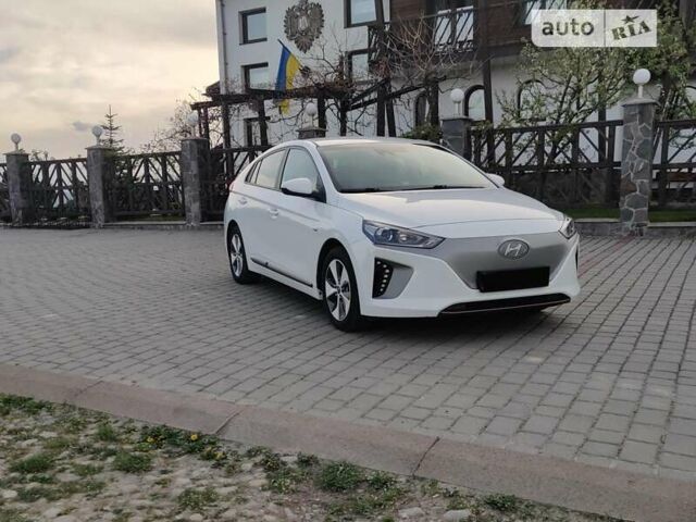 Хендай Ioniq, об'ємом двигуна 0 л та пробігом 62 тис. км за 14445 $, фото 5 на Automoto.ua