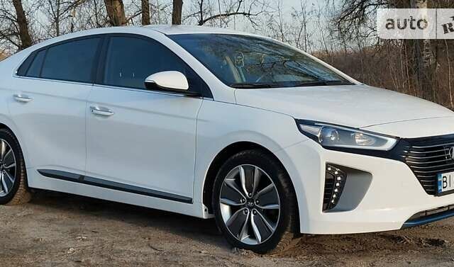 Хендай Ioniq, об'ємом двигуна 1.58 л та пробігом 26 тис. км за 15600 $, фото 18 на Automoto.ua