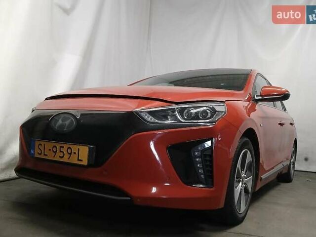 Хендай Ioniq, объемом двигателя 0 л и пробегом 190 тыс. км за 9950 $, фото 1 на Automoto.ua