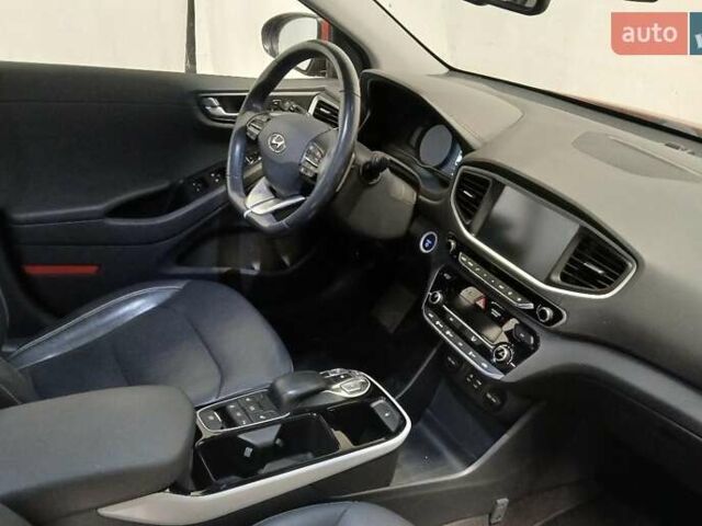 Хендай Ioniq, объемом двигателя 0 л и пробегом 190 тыс. км за 9950 $, фото 9 на Automoto.ua