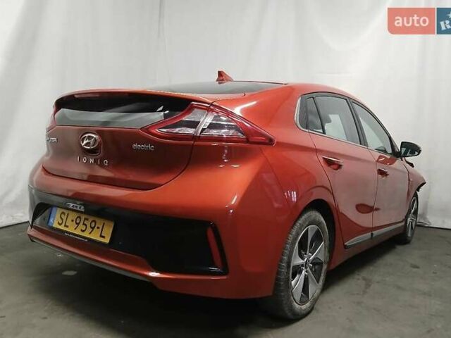 Хендай Ioniq, объемом двигателя 0 л и пробегом 190 тыс. км за 9950 $, фото 3 на Automoto.ua