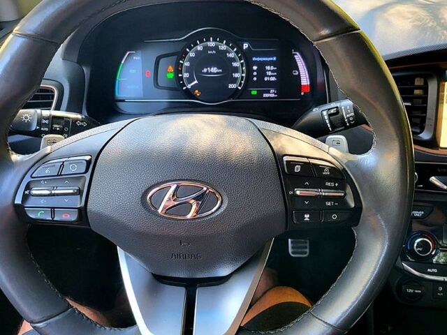 Хендай Ioniq, объемом двигателя 0.11 л и пробегом 232 тыс. км за 10999 $, фото 8 на Automoto.ua