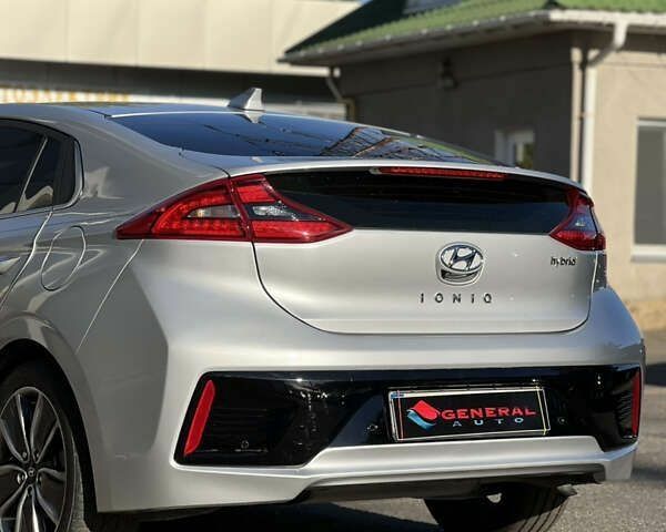 Хендай Ioniq, объемом двигателя 0 л и пробегом 134 тыс. км за 15900 $, фото 15 на Automoto.ua