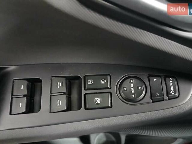 Хендай Ioniq, объемом двигателя 0 л и пробегом 190 тыс. км за 9950 $, фото 10 на Automoto.ua