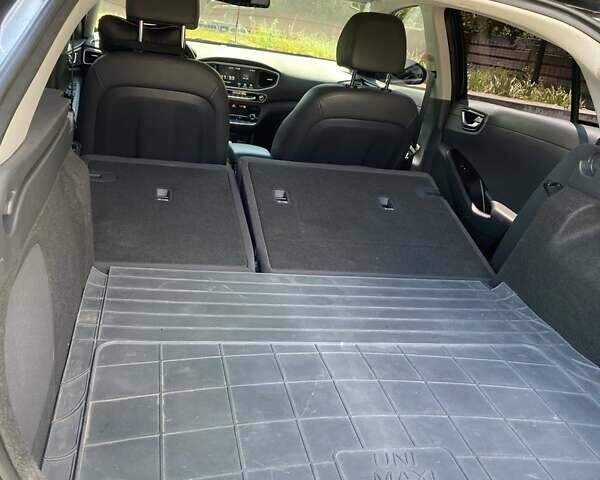 Хендай Ioniq, объемом двигателя 0 л и пробегом 99 тыс. км за 14800 $, фото 10 на Automoto.ua