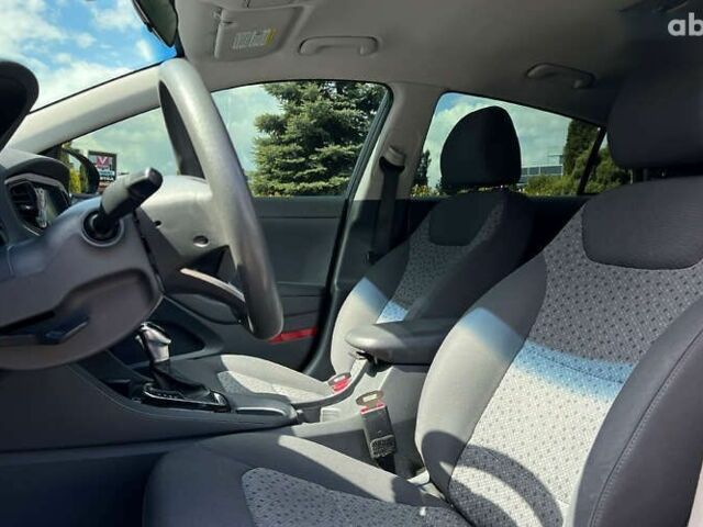 Хендай Ioniq, объемом двигателя 0 л и пробегом 148 тыс. км за 13550 $, фото 12 на Automoto.ua