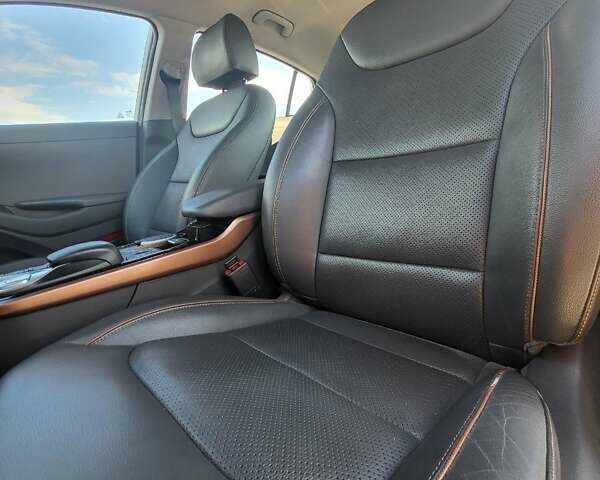 Хендай Ioniq, объемом двигателя 0 л и пробегом 84 тыс. км за 16500 $, фото 18 на Automoto.ua