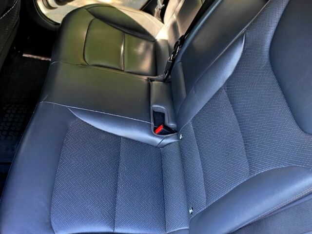 Хендай Ioniq, объемом двигателя 0.11 л и пробегом 232 тыс. км за 10999 $, фото 7 на Automoto.ua