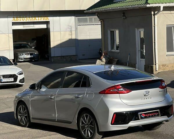 Хендай Ioniq, объемом двигателя 0 л и пробегом 134 тыс. км за 15900 $, фото 13 на Automoto.ua