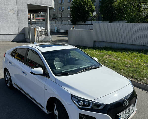 Хендай Ioniq, об'ємом двигуна 0 л та пробігом 88 тис. км за 14900 $, фото 3 на Automoto.ua