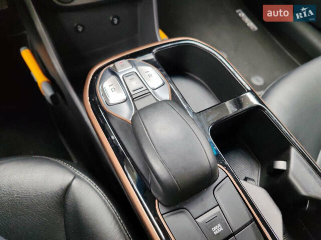 Хендай Ioniq, объемом двигателя 0 л и пробегом 140 тыс. км за 13000 $, фото 5 на Automoto.ua