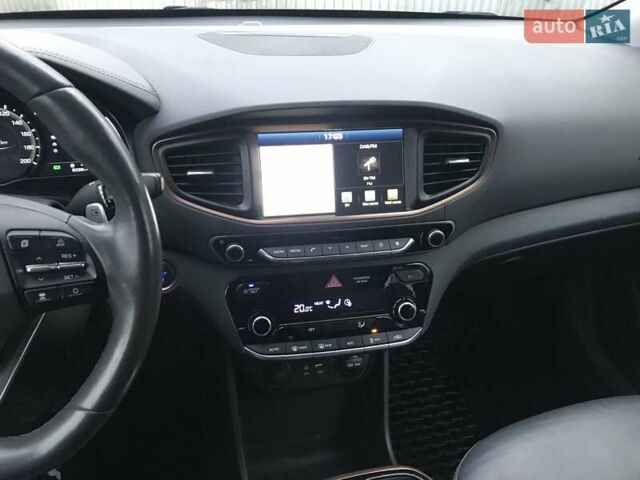 Хендай Ioniq, объемом двигателя 0 л и пробегом 90 тыс. км за 14600 $, фото 7 на Automoto.ua