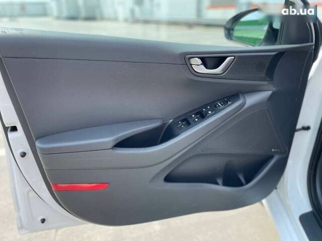 Хендай Ioniq, об'ємом двигуна 0 л та пробігом 158 тис. км за 12900 $, фото 7 на Automoto.ua