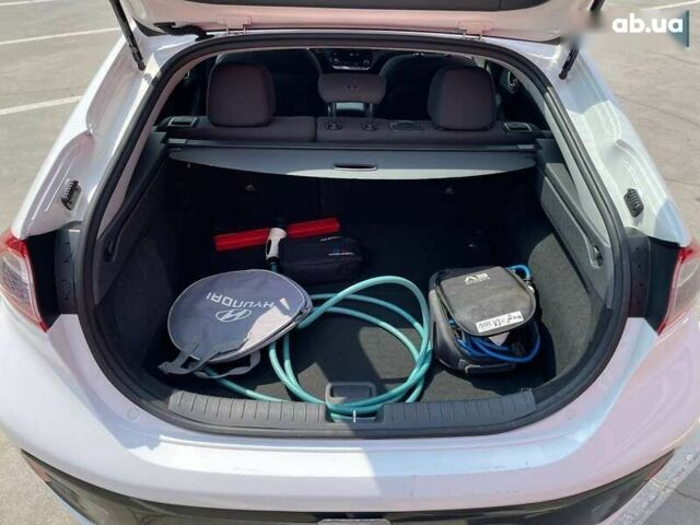Хендай Ioniq, об'ємом двигуна 0 л та пробігом 158 тис. км за 12900 $, фото 15 на Automoto.ua