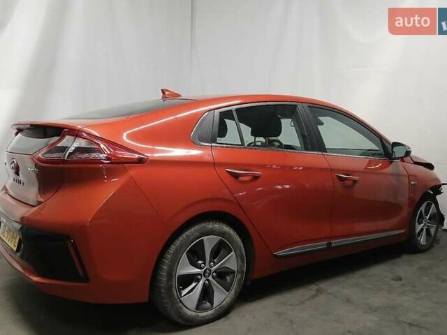 Хендай Ioniq, объемом двигателя 0 л и пробегом 190 тыс. км за 9950 $, фото 5 на Automoto.ua