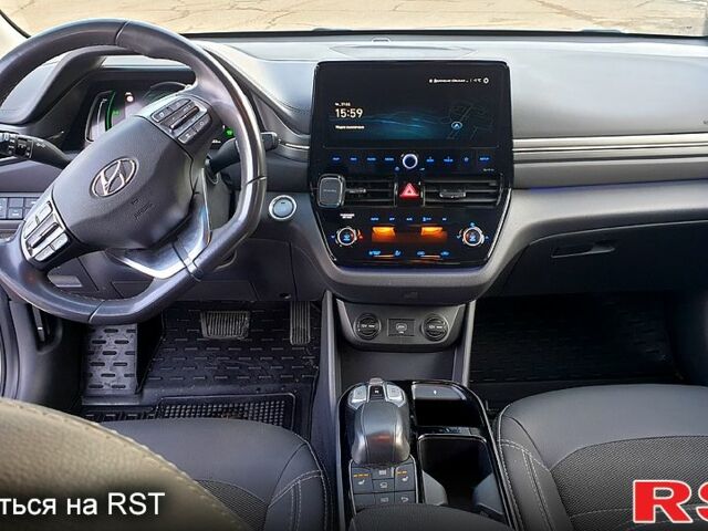 Хендай Ioniq, об'ємом двигуна 0 л та пробігом 96 тис. км за 14500 $, фото 3 на Automoto.ua