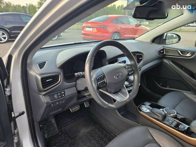 Хендай Ioniq, объемом двигателя 0 л и пробегом 53 тыс. км за 13988 $, фото 17 на Automoto.ua