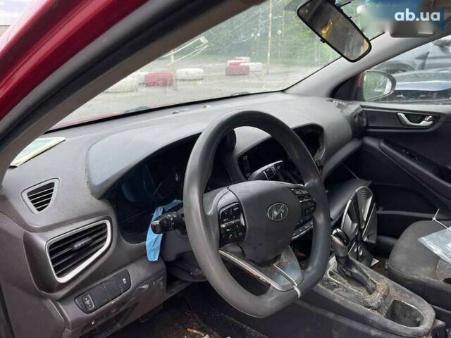Хендай Ioniq, объемом двигателя 0 л и пробегом 119 тыс. км за 8900 $, фото 5 на Automoto.ua