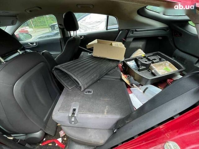 Хендай Ioniq, объемом двигателя 0 л и пробегом 119 тыс. км за 8900 $, фото 6 на Automoto.ua