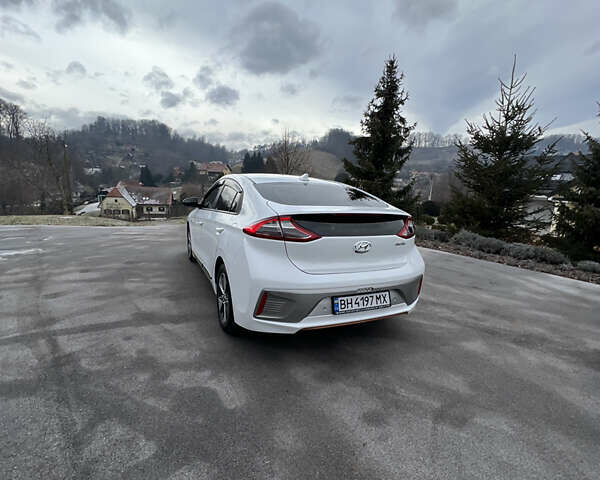 Хендай Ioniq, объемом двигателя 0 л и пробегом 29 тыс. км за 17000 $, фото 9 на Automoto.ua