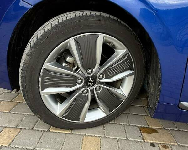 Хендай Ioniq, объемом двигателя 1.58 л и пробегом 92 тыс. км за 13500 $, фото 11 на Automoto.ua