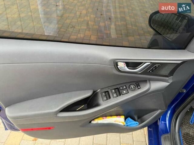 Хендай Ioniq, объемом двигателя 1.58 л и пробегом 92 тыс. км за 13500 $, фото 3 на Automoto.ua