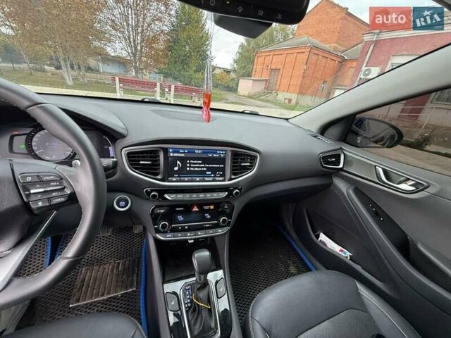 Хендай Ioniq, объемом двигателя 1.58 л и пробегом 92 тыс. км за 13500 $, фото 2 на Automoto.ua