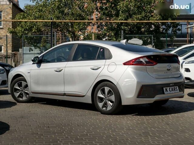 Хендай Ioniq, объемом двигателя 0 л и пробегом 60 тыс. км за 14500 $, фото 4 на Automoto.ua