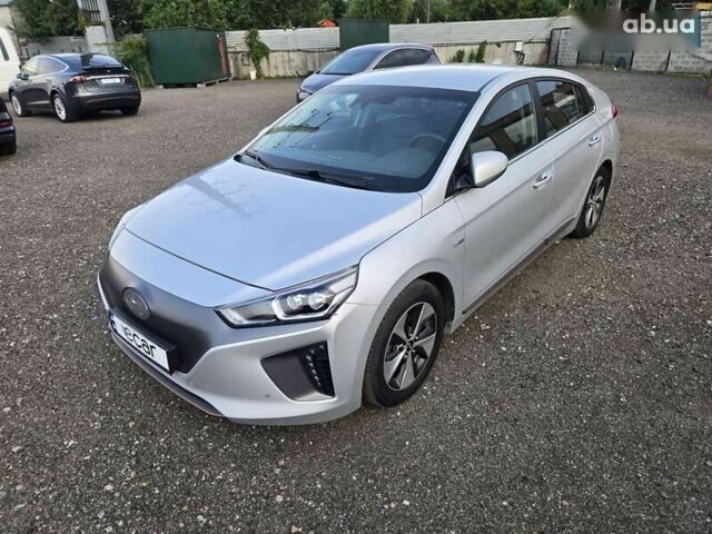 Хендай Ioniq, объемом двигателя 0 л и пробегом 53 тыс. км за 13988 $, фото 12 на Automoto.ua