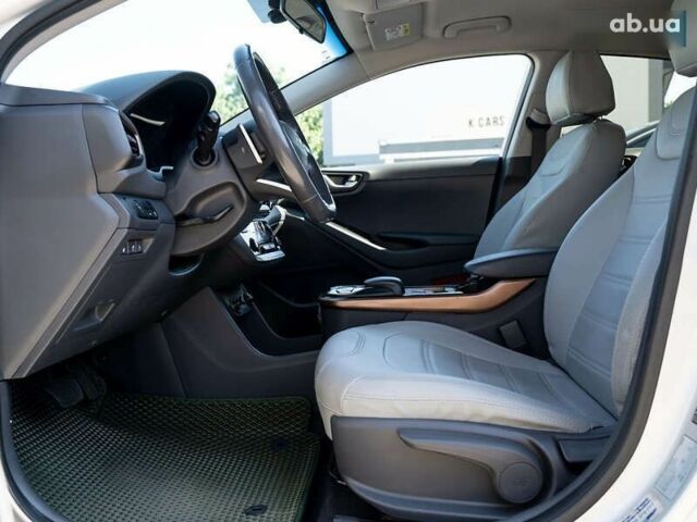 Хендай Ioniq, объемом двигателя 0 л и пробегом 60 тыс. км за 14500 $, фото 14 на Automoto.ua