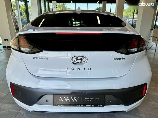 Хендай Ioniq, объемом двигателя 0 л и пробегом 157 тыс. км за 19990 $, фото 15 на Automoto.ua
