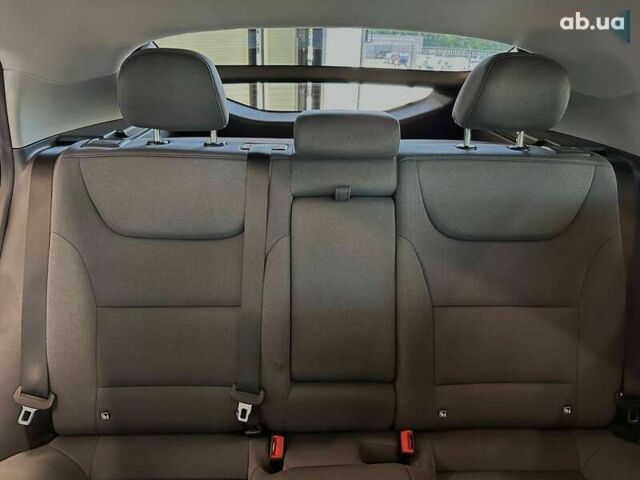 Хендай Ioniq, объемом двигателя 0 л и пробегом 157 тыс. км за 19990 $, фото 10 на Automoto.ua