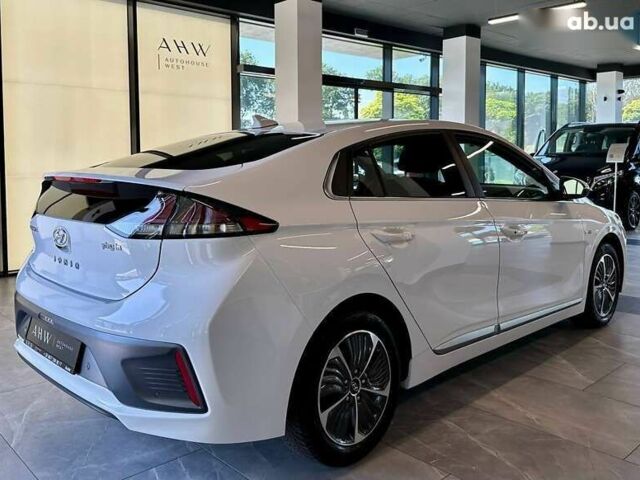 Хендай Ioniq, объемом двигателя 0 л и пробегом 157 тыс. км за 19990 $, фото 14 на Automoto.ua