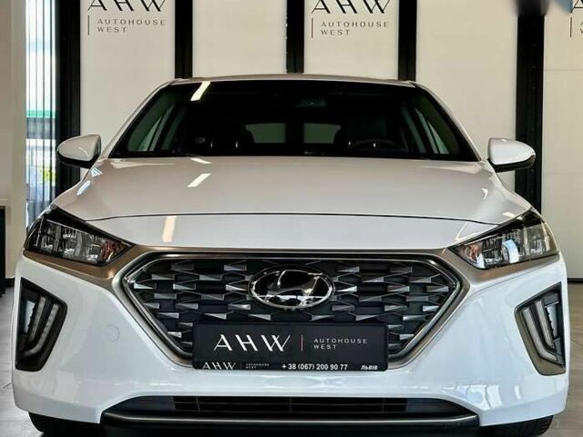 Хендай Ioniq, объемом двигателя 0 л и пробегом 157 тыс. км за 19900 $, фото 1 на Automoto.ua