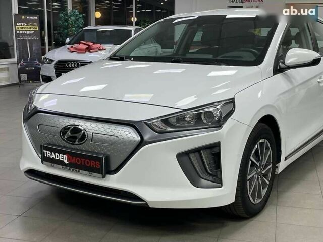 Хендай Ioniq, об'ємом двигуна 0 л та пробігом 82 тис. км за 16490 $, фото 2 на Automoto.ua