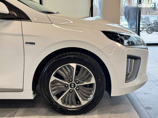 Хендай Ioniq, об'ємом двигуна 0 л та пробігом 121 тис. км за 21900 $, фото 9 на Automoto.ua