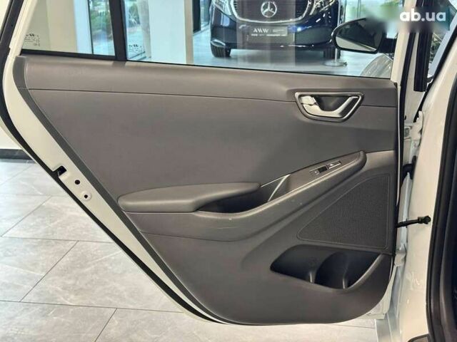 Хендай Ioniq, об'ємом двигуна 0 л та пробігом 121 тис. км за 21900 $, фото 28 на Automoto.ua