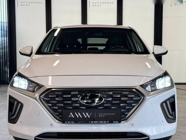 Хендай Ioniq, об'ємом двигуна 0 л та пробігом 121 тис. км за 21900 $, фото 2 на Automoto.ua